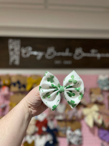 Clovers on White