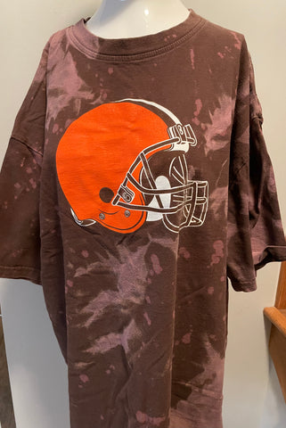 Browns Helmet short sleeve shirt Size 3xl