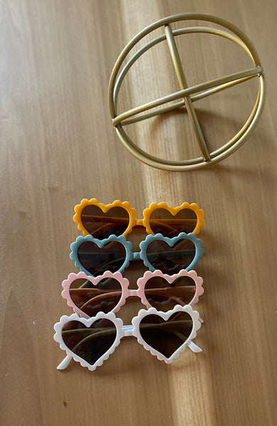 Scalloped Heart Sunnies