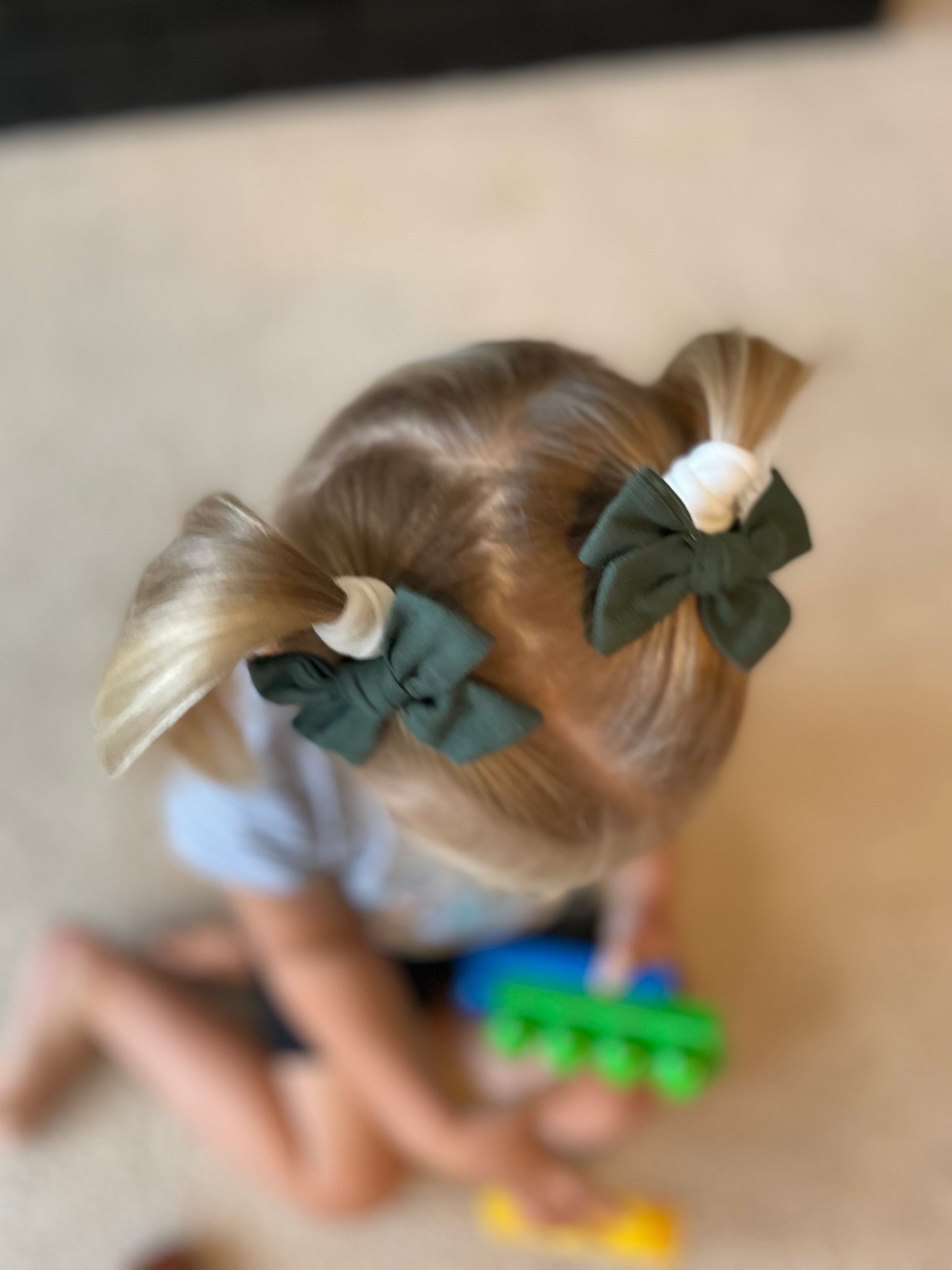 Dark Green Bow Knot