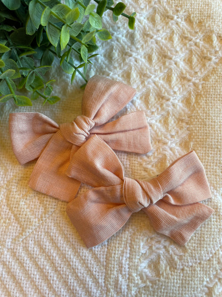 Light Mauve Linen Bow Knot