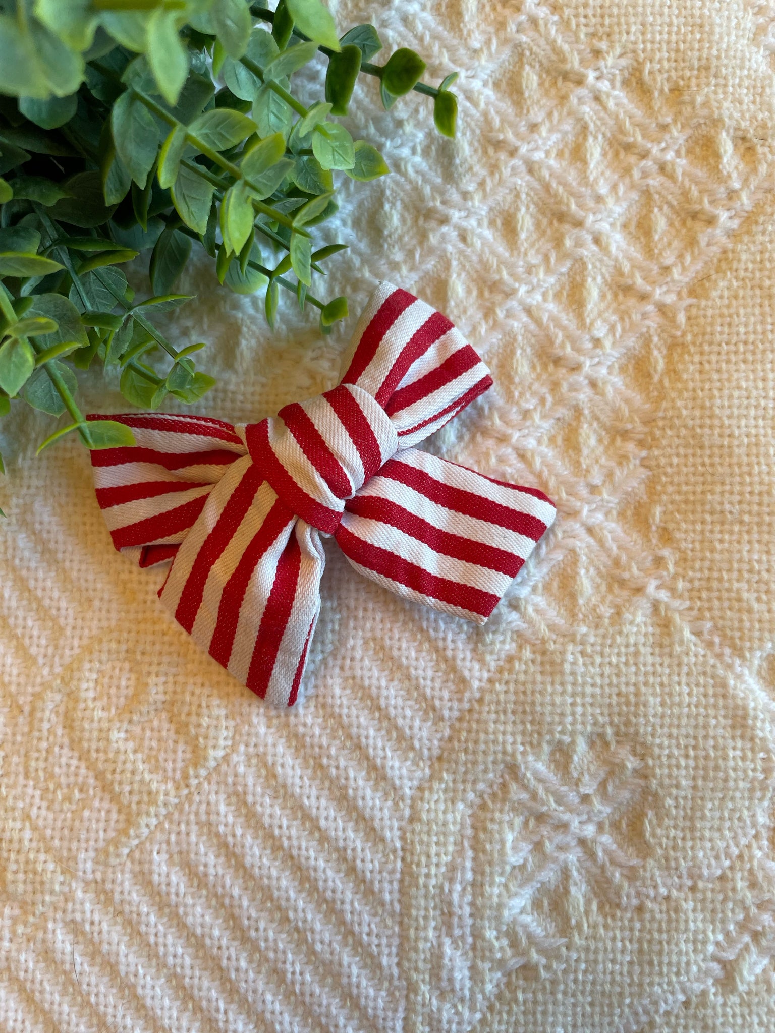 Red Stripe Bow Knot