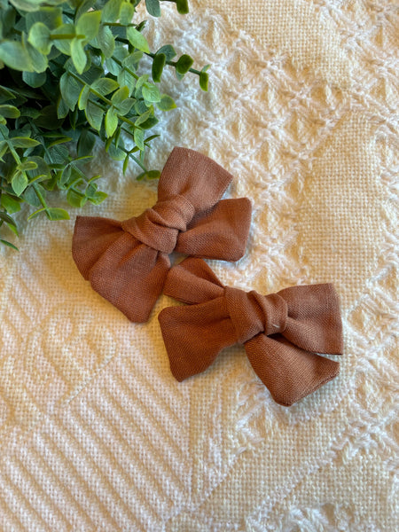 Rosie Brown Linen Bow Knot